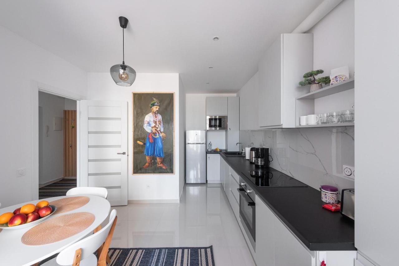 Luxury Apartment Slava Ukraini Ivano-Frankivsk Exterior foto
